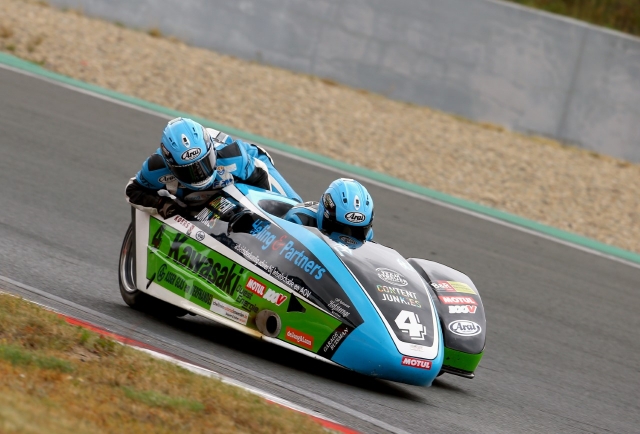 Team Streuer — Team Streuer vijfde en na aanrijding uit de strijd in hoofdrace op Oschersleben